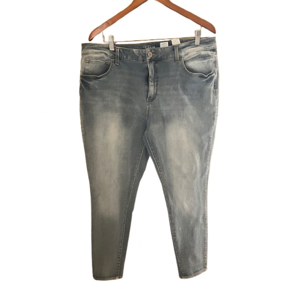 Time and Tru Blue High Rise Skinny Jeans Size 18 Cotton Blend Slight Distressing